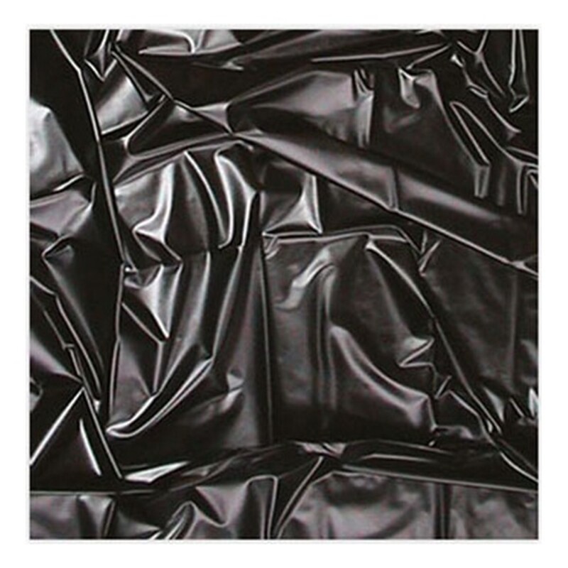 Osta tuote Lakanat Joydivision Musta (180 x 220 cm) verkkokaupastamme Korhone: Seksikauppa & Erotiikka 20% alennuksella koodilla VIIKONLOPPU